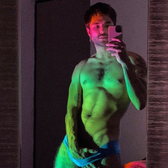 Meet your Posher, Orpheas - Picture 6 of 6